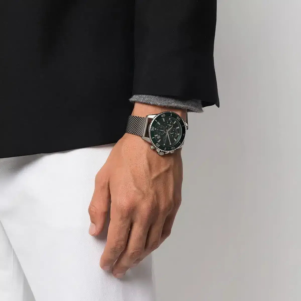 Hugo Boss Admiral Chronograph Green Dial Silver Mesh Stainless Steel Bracelet Men’s Watch – 1513905