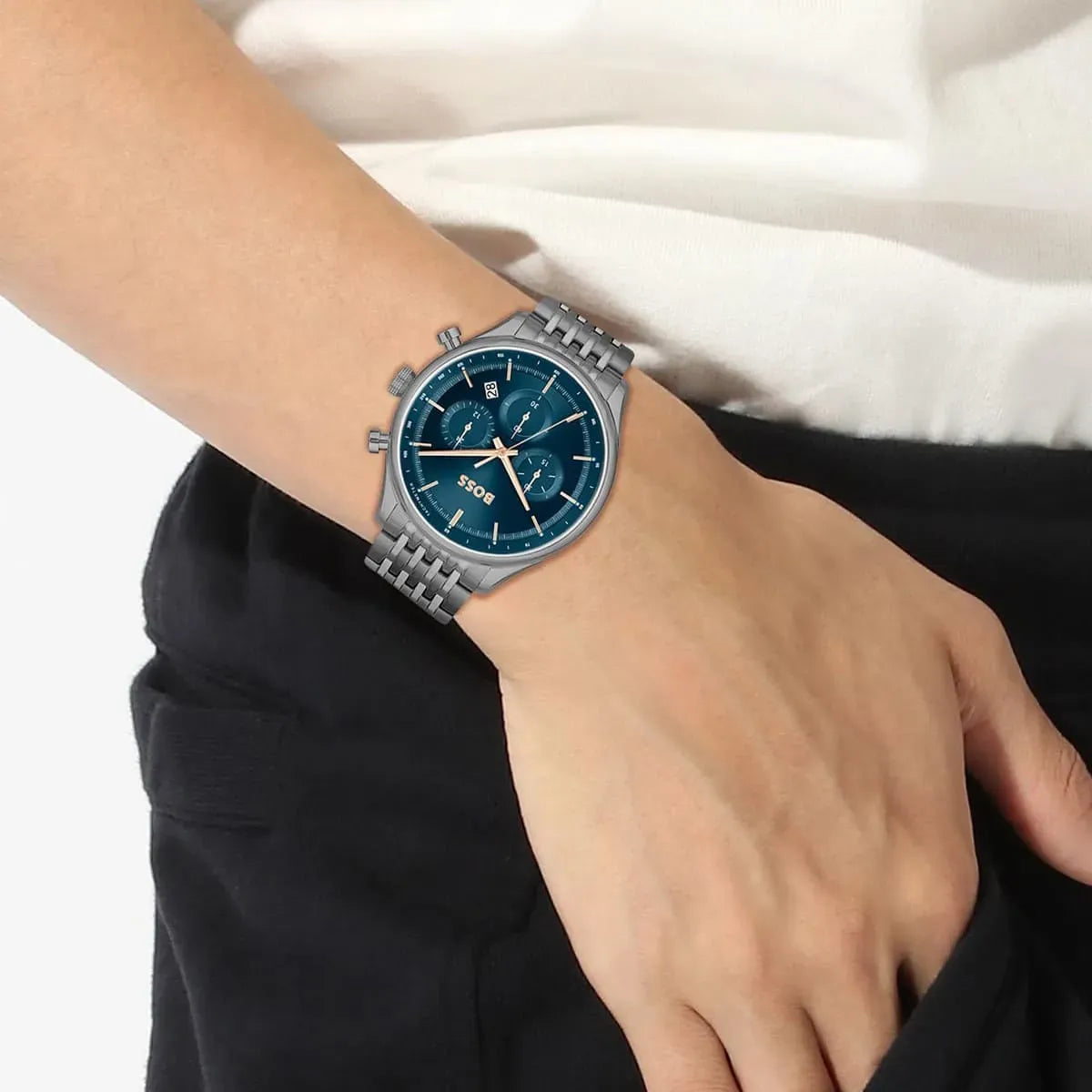 Hugo Boss Gregor Chronograph Blue Dial Gray Stainless Steel Metal Bracelet Men’s Watch – 1514083